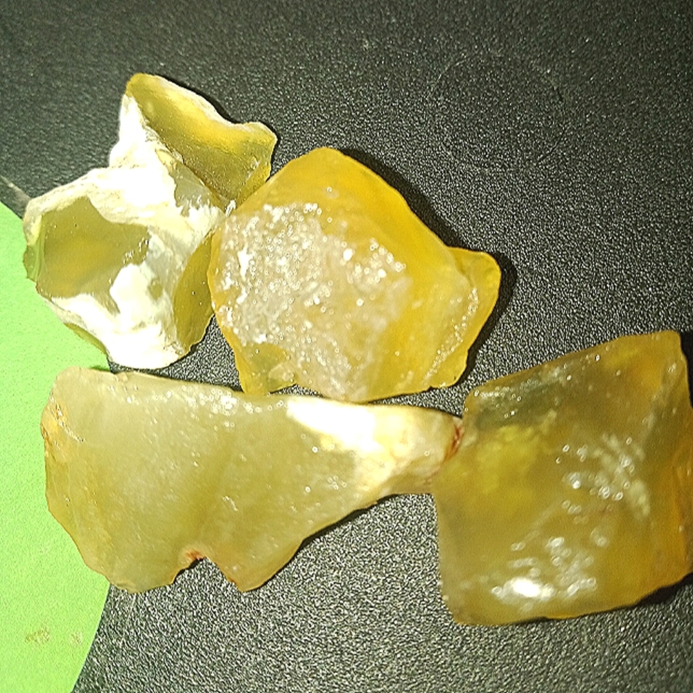 26cts Raw Yellow Mexican Fire Opal Rough Gemstone Crystals